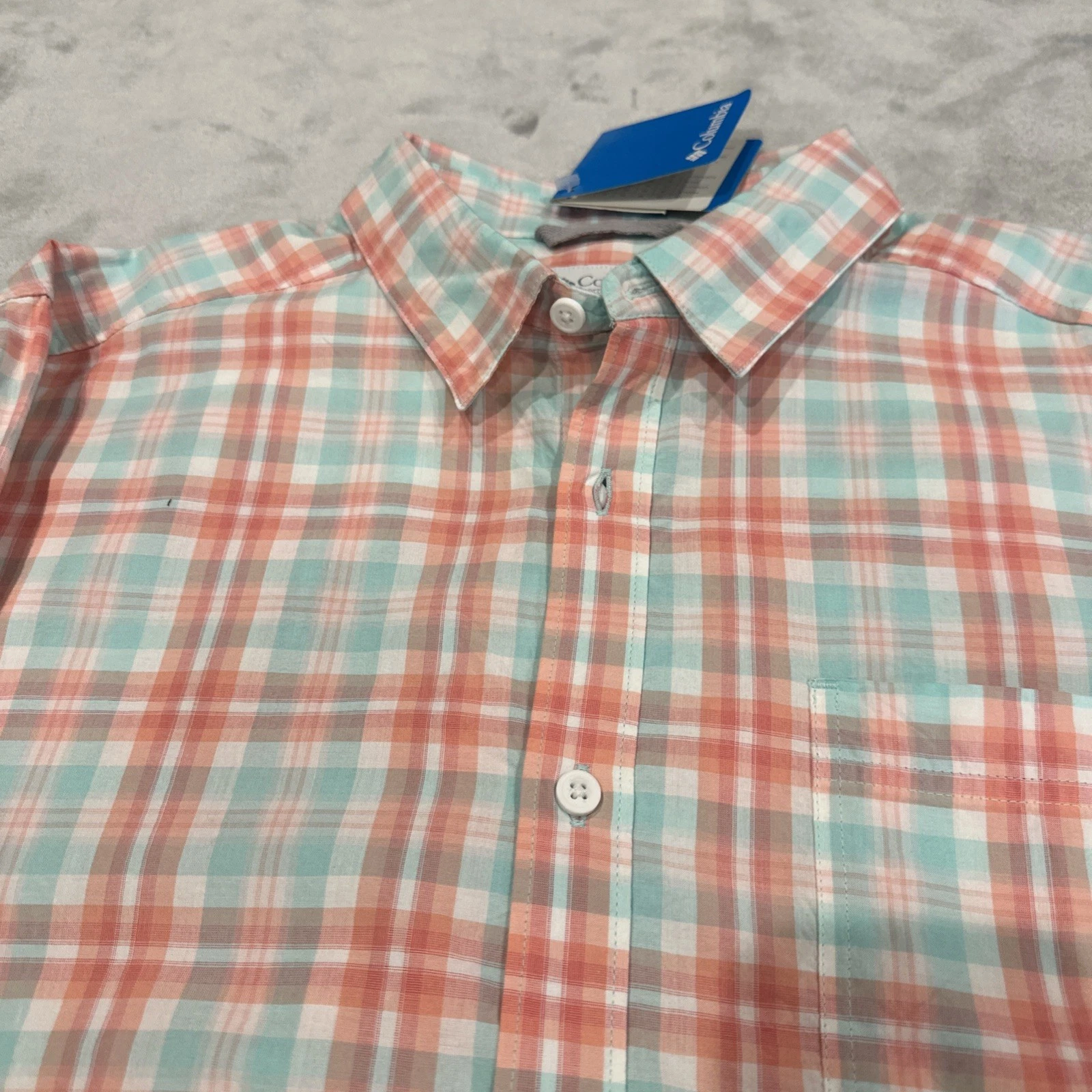 Columbia Shirt Men’s Large Plaid Long Sleeve Chest Pocket Logo Outdoor. NWT