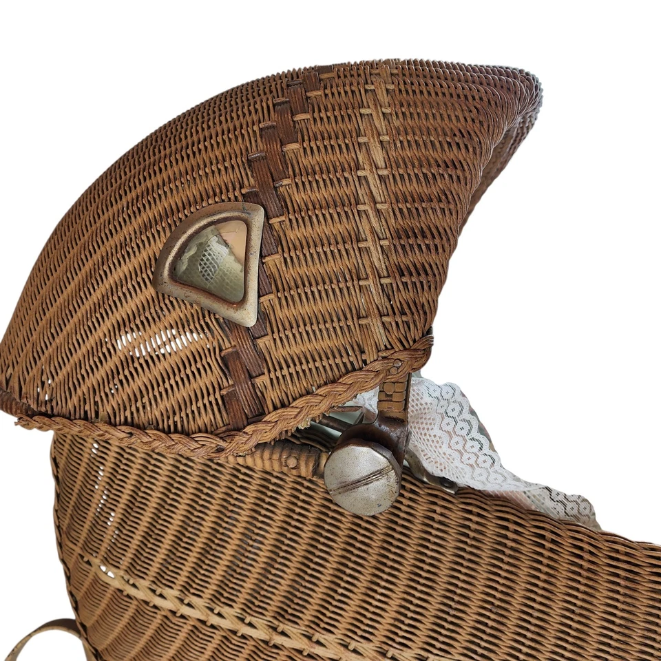 Cochecito cochecito antiguo de mimbre WHITNEY muñeca victoriano con REGALOS Foto 3 de 4