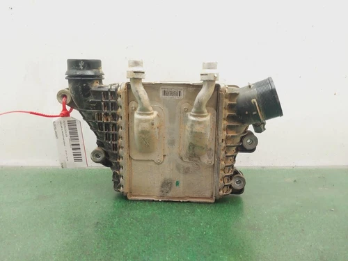 GJ329L440AD Intercooler para JAGUAR E-PACE First Edition 2018 9168173 - Imagen 1 de 9