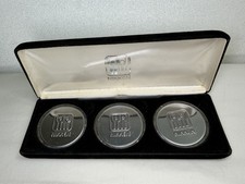Set Of 3 Nikken Magnets In Black Velvet Case One Is Damaged