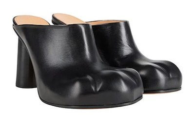 NWOB J. W. Anderson Paw Block Heel Mule Size 37 $935