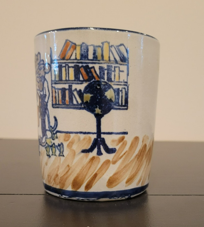 Louisville Stoneware Captain Spicer River Rat Teacher Cup/Pencil Holder