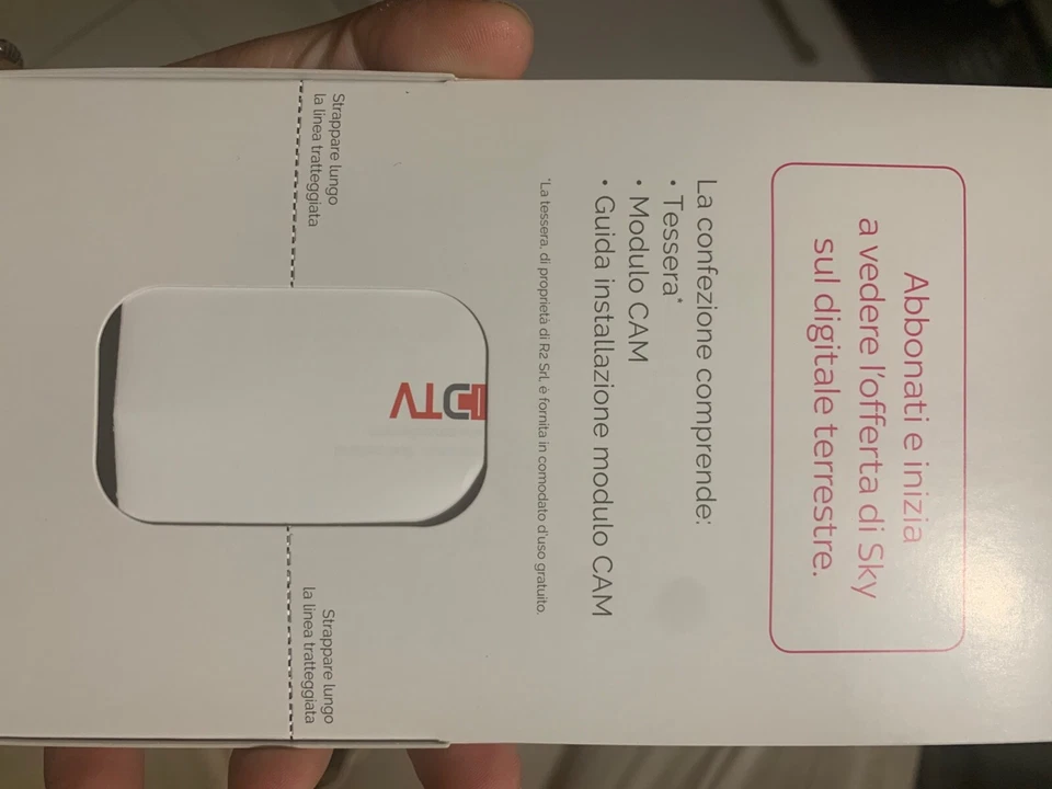 SKY I-CAM HD DDT + TESSERA NON ANCORA ATTIVATA - DIGITALE TERRESTRE - MAI USATO  - Immagine 4 di 4