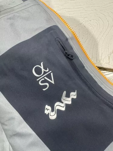 Fit for check description ARC'TERYX 2025 Snake Limited Alpha SV GTX Jacket - Picture 12 of 15