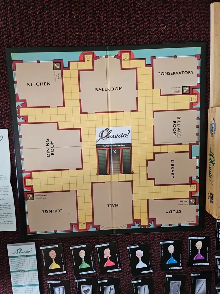 Cludo Board Game Wooden Box Edition Parker Brothers 2003 - Image 3 of 4