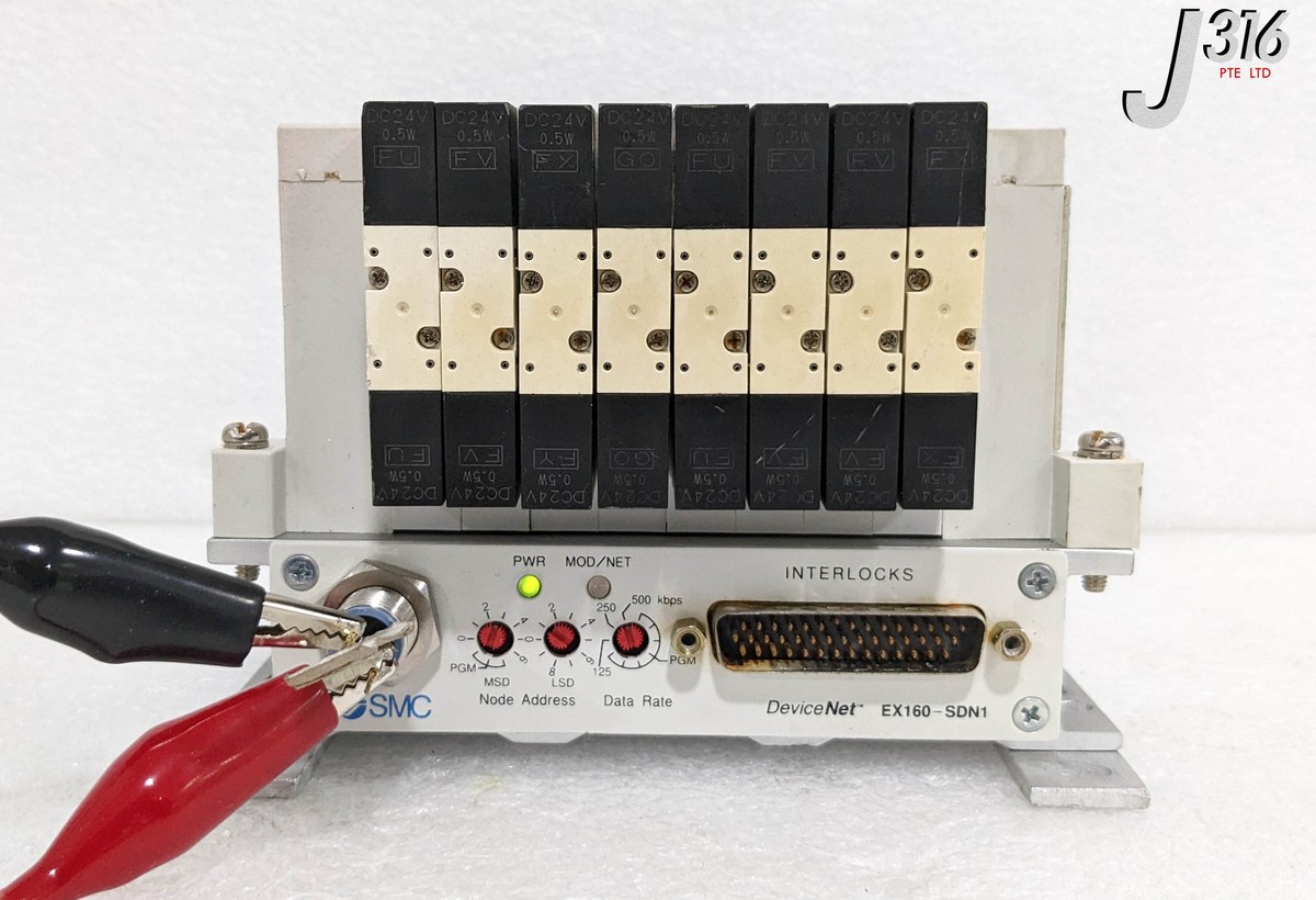 34150 SMC 8-SLOT PNEUMATIC MANIFOLD W/ DEVICENET INTERLOCKS EX160