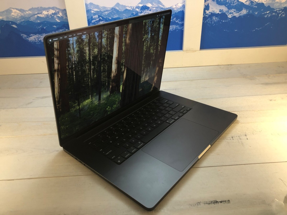 Apple MacBook Pro 2023 16