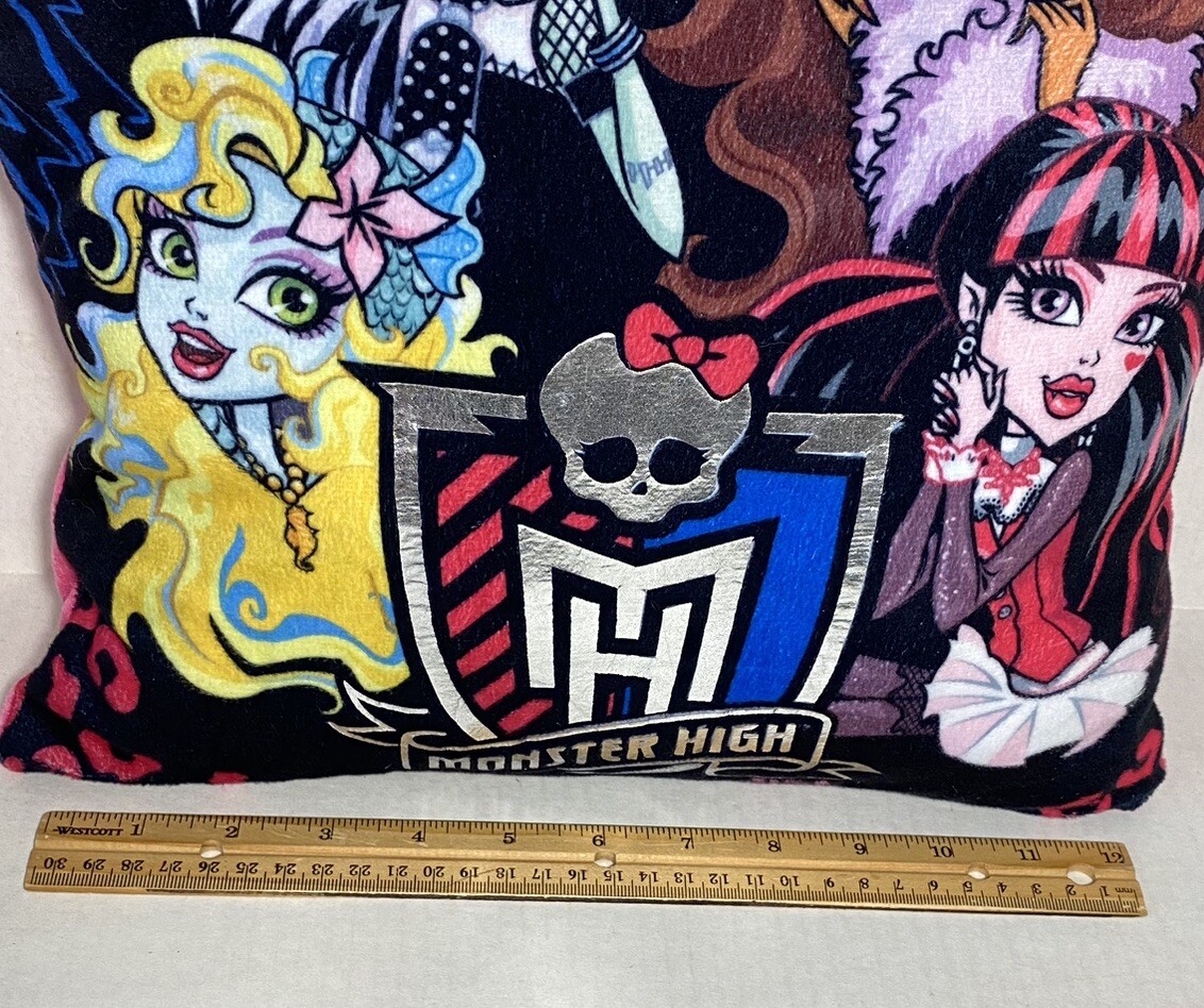 モンスターハイクッション Monster High Pillow Draculaura Frankie Stein Clawdeen Wolf Lagoona