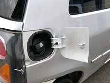 VW Lupo Seat Arosa Tankdeckel Deckel Tank Tankverschluß silber LS7N grau Klappe