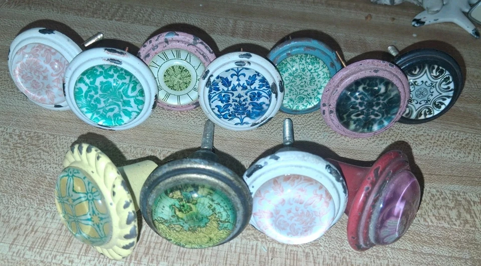 Gran lote mixto de perillas de cajón vintage de metal y vidrio tiradores decoración de granja Foto 2 de 4