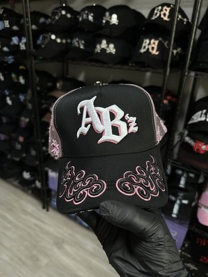 BÁEZ HAT X SHIFU AB'Zz F&F PINK LIMITED EDITION   BRAND NEW - FAST SHIPPING