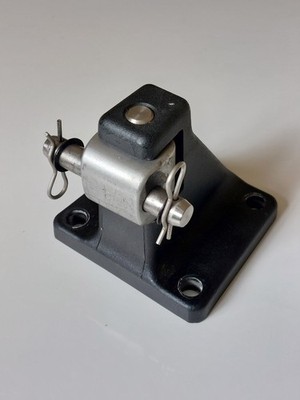 Raymarine Autohelm Autopilot Linear Drive Unit Mounting Foot R18144