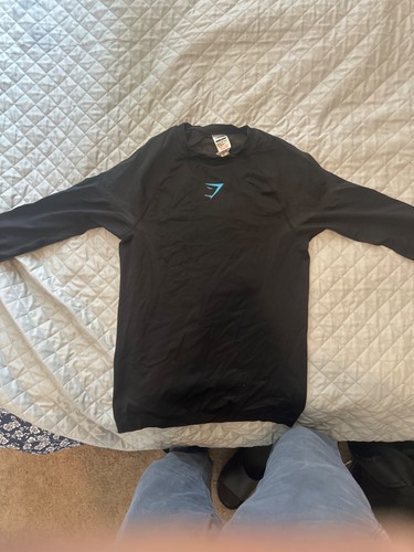 gymshark onyx v5 medium long sleeve
