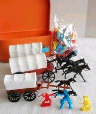 VTG PLASTIC COWBOYS AND INDIAN FIGURES HORSE COVERED WAGONS W/CARDBOARD SUITCASE