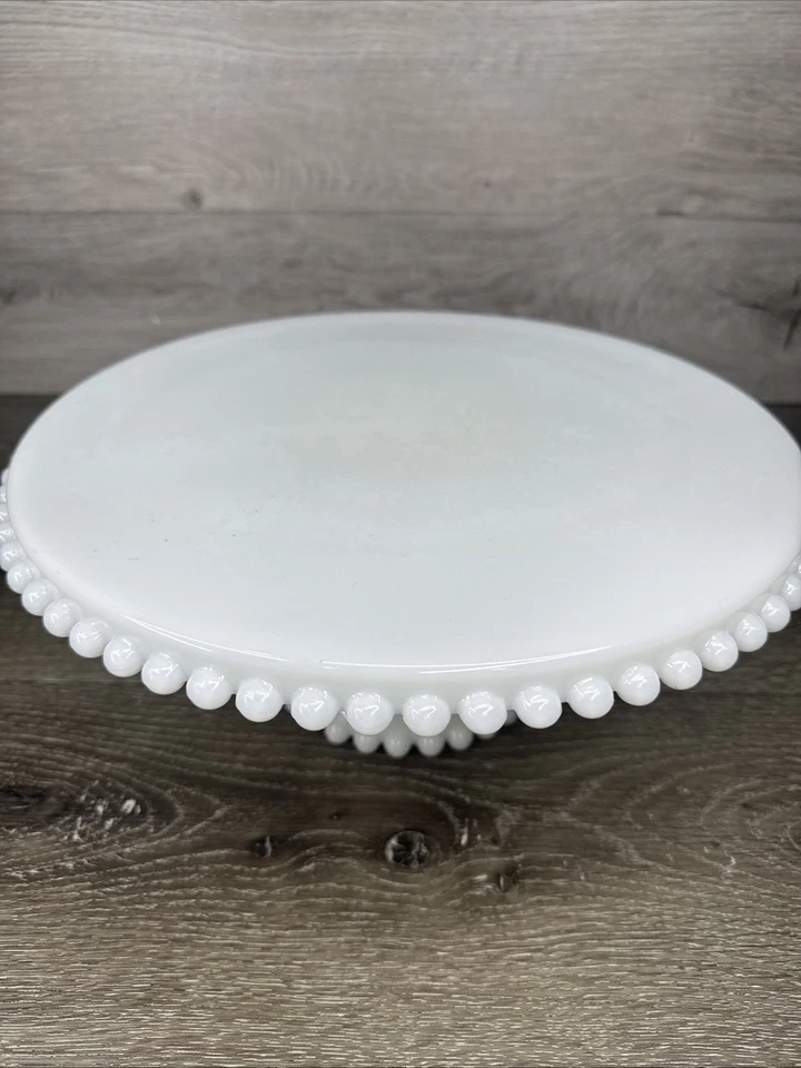 "Plato de pastel con patas estilo Candlewick vintage vidrio de leche rosas pintadas a mano 12,5""" Foto 3 de 4