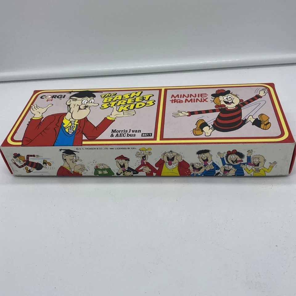 Corgi “The Bash Street Kids” Double Decker AEC Bus & Morris J Van, NIB, 1990, # - Image 4 of 4