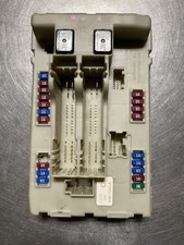 Nissan Maxima Ipdm Engine Fuse Box Module Oem 284b71aa1a Nissan Maxima Ipdm Engine Fuse Box Module Oem 284b71aa1a