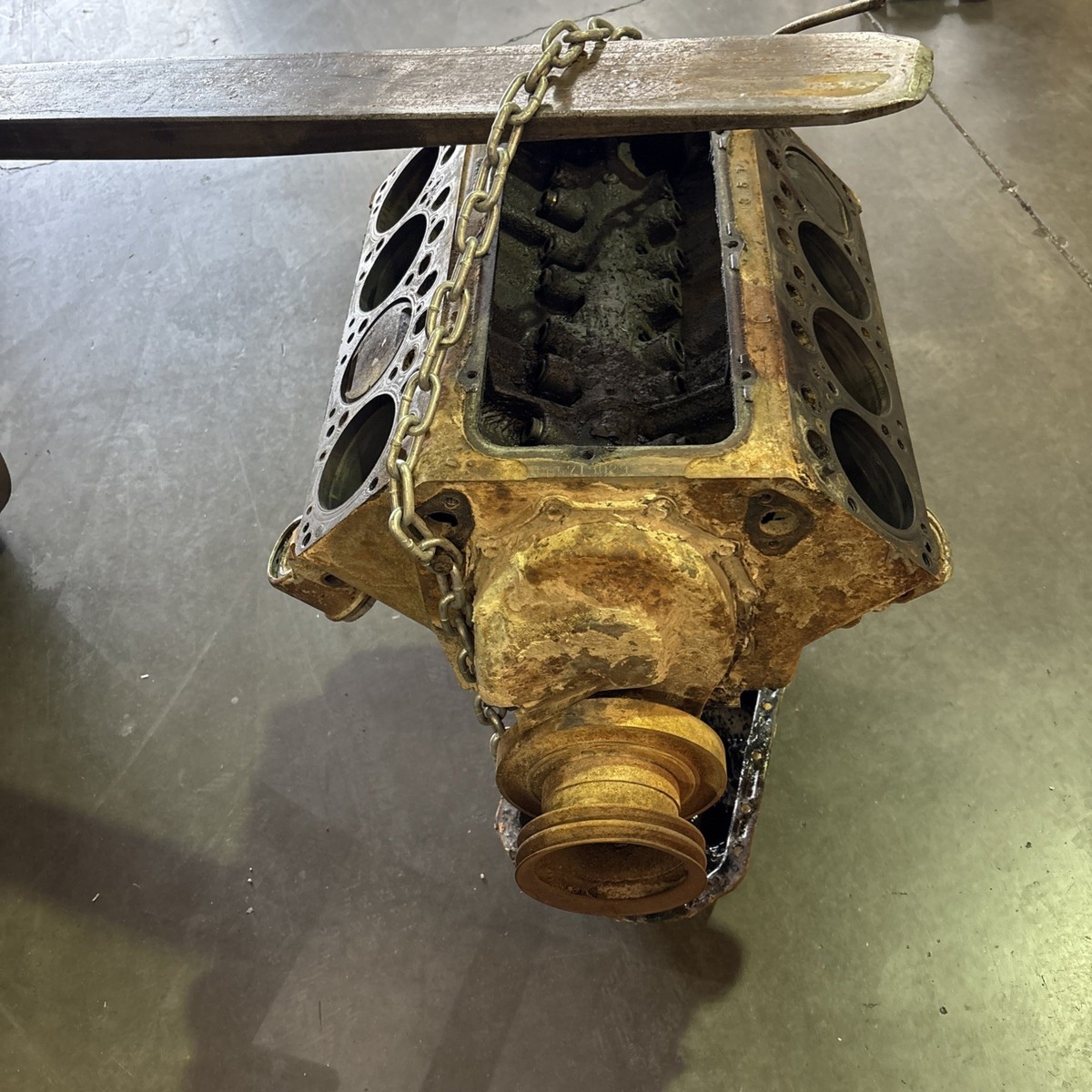Hemi.　0418 1957 Chrysler 392 HEMI Short Block 1673729 1673755 STD Bore | eBay