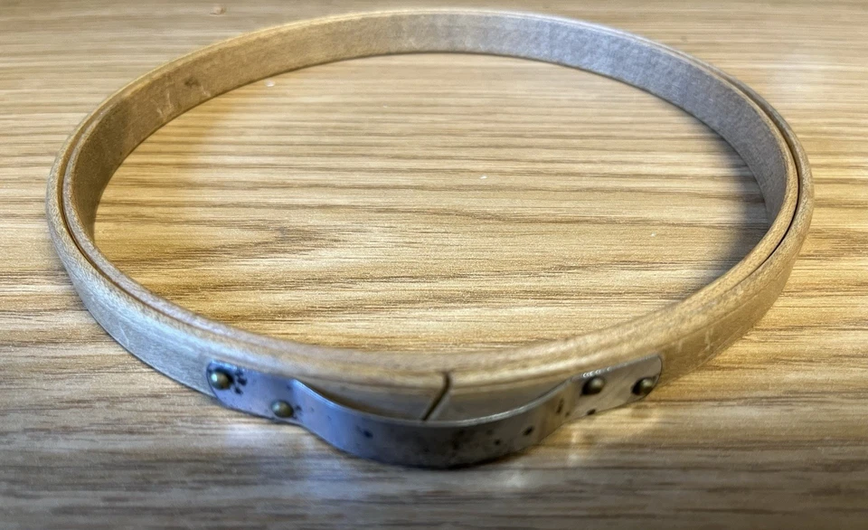 Princess 6" Vtg Round Wood Embroidery Hoop Tension+ 7 oval embroidery hoops - Image 2 of 4