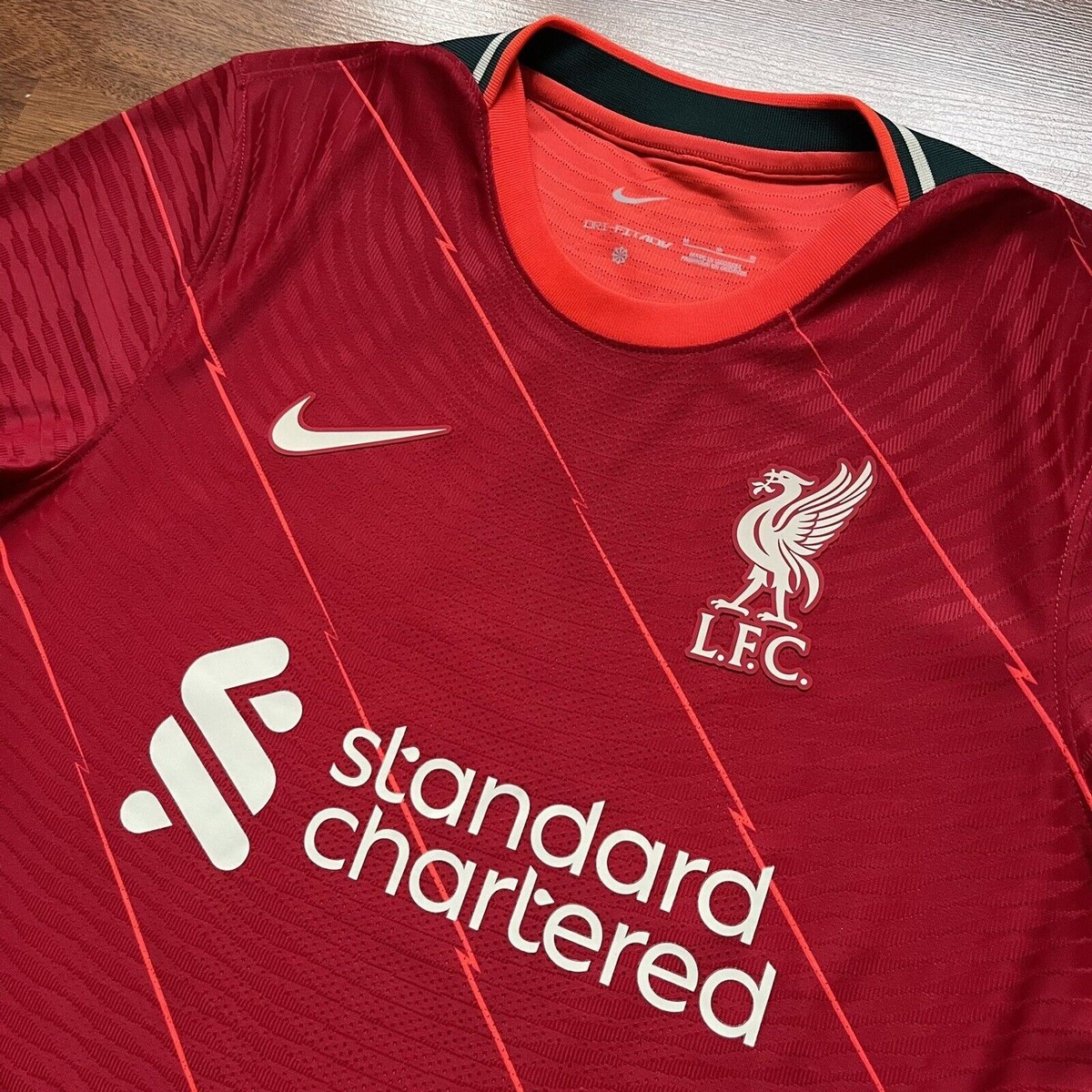 LIVERPOOL NIKE 2021/2022 FOOTBALL HOME JERSEY #11 SALAH SIZE “M