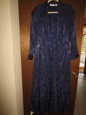 VTG Gold Label Victoria's Secret 2 PC Navy Blue Embossed Nightgown M Robe S NWOT