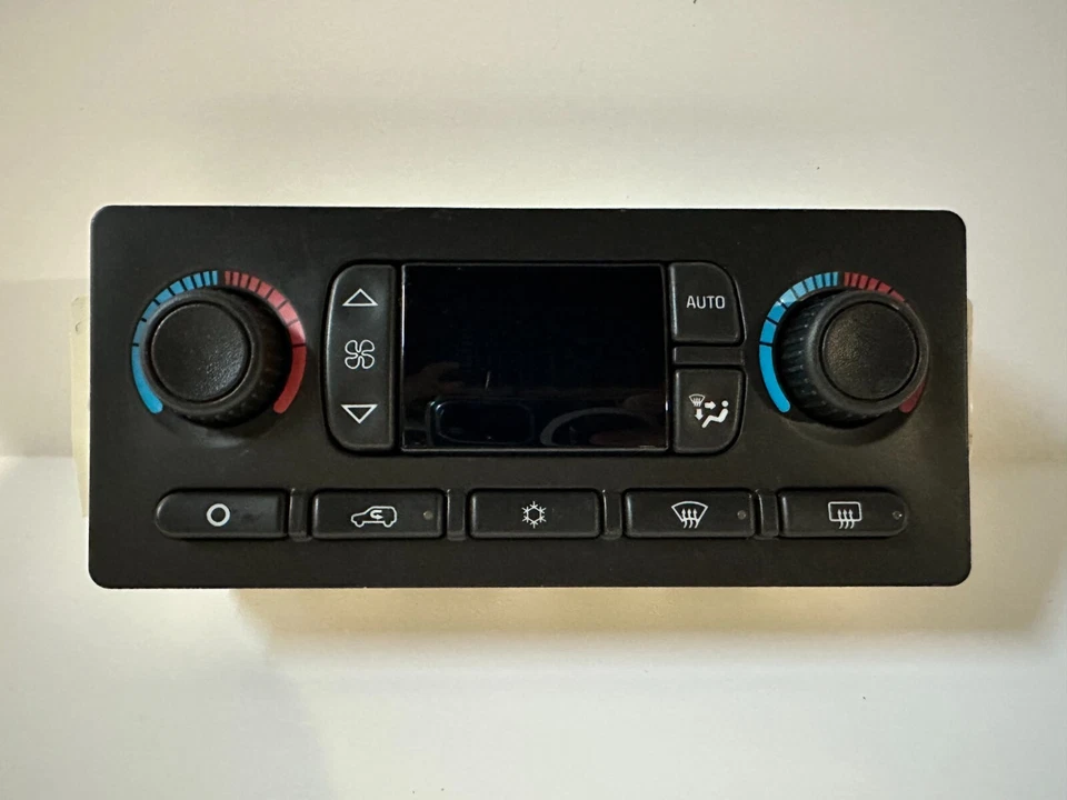 03-06 Silverado Sierra Calentador Automático Climatizador Digital LED AZUL Foto 2 de 3