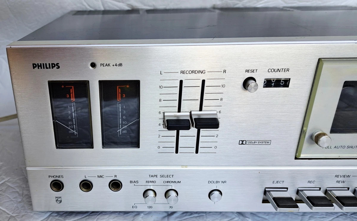 REPRODUCTOR DE CASETES PHILIPS N2541 EN FUNCIONAMIENTO