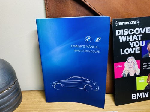 🟣 2025 BMW i4 OWNERS MANUAL SET eDrive40 eDrive35 XDrive40 GRAN COUPE M50 50 - Picture 3 of 11
