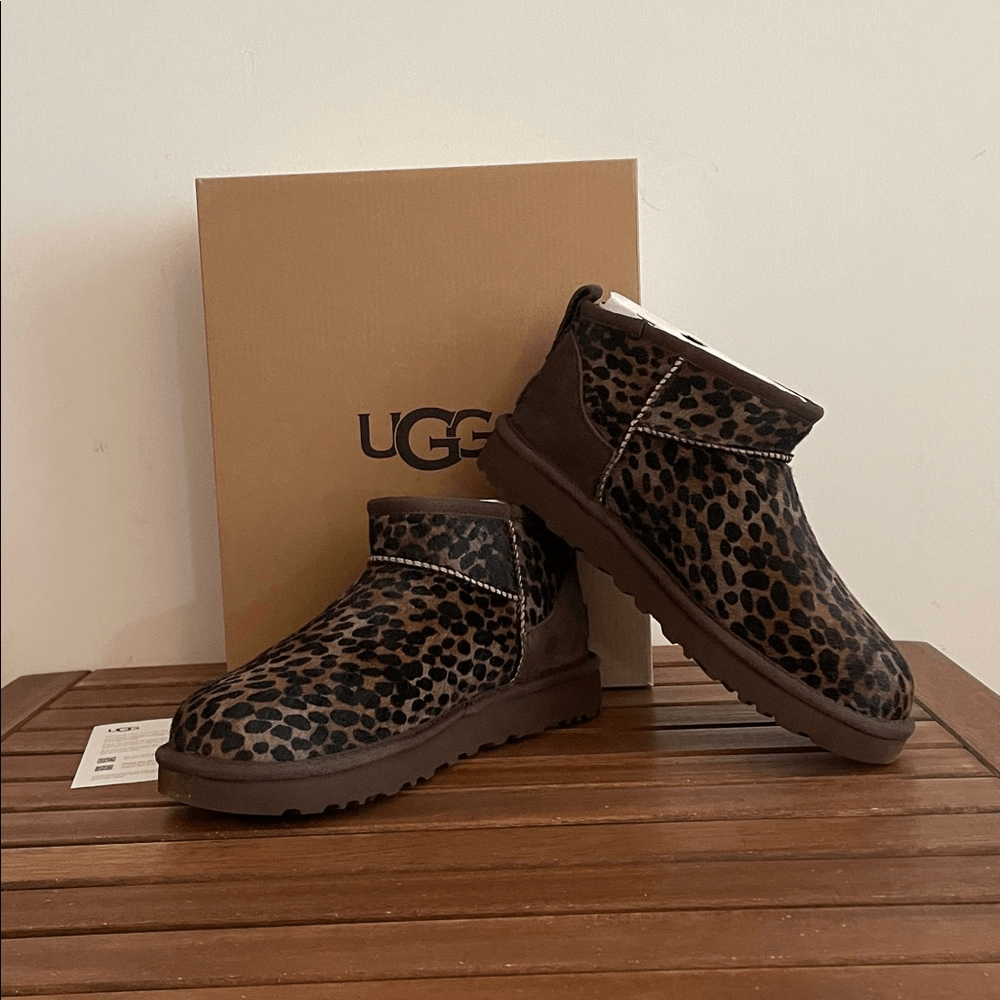 UGG Classic Ultra Mini Caspian Booties Burnt Cedar USA Women Size 6/UK 4/EU 37