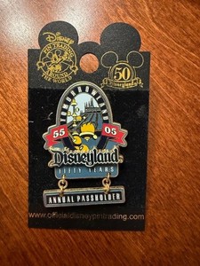 DISNEYLAND 50th NEW TOMORROWLAND Annual Passholder Pin LE 2005