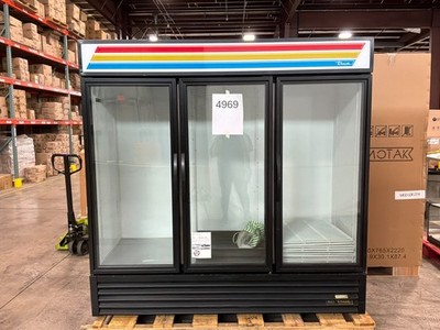 |4969| True Refrigeration GDM-72-HC~TSL01 78 1/8'' GDM Series Three Section Glass