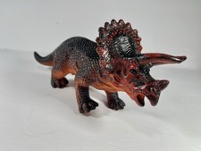 Vintage Triceratops Dinosaur Action Figure   Red  Black   11" Long   Rare Color