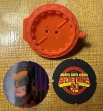 Marvel Legends Retro Secret Wars Wolverine - Lenticular Shield w  Inserts  NEW