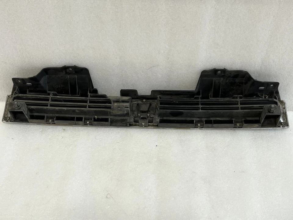 Honda Accord 1991 parrilla delantera 75101-SM4A-0130 Foto 2 de 4