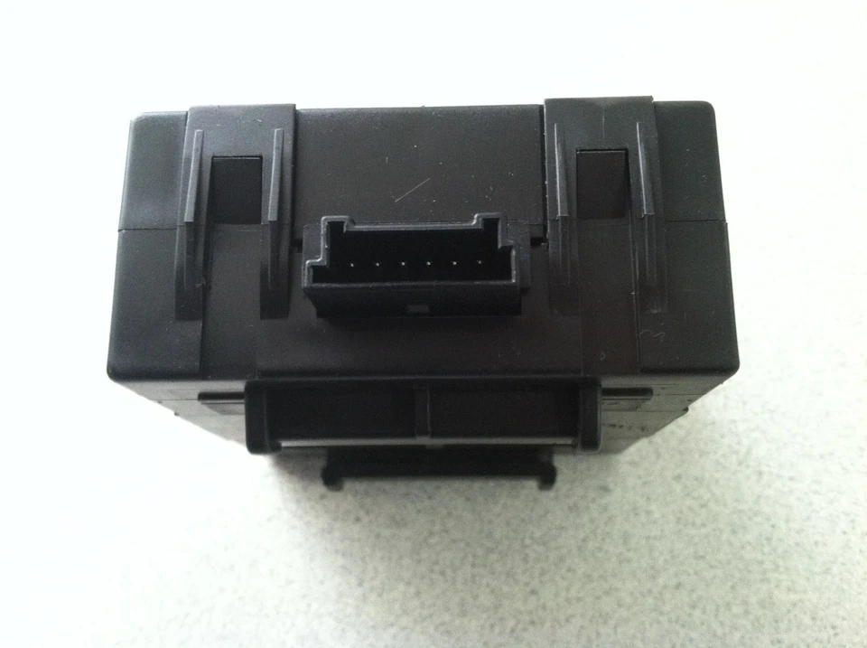 Mercedes-Benz W203 C230 C320 2001-2007 clase C ~ unidad sensor alarma Foto 2 de 3