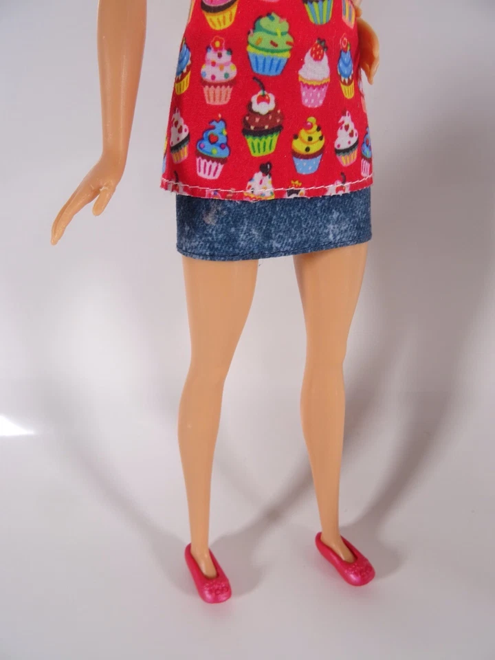 Barbie Spielset mit Funktion Cup-Cake-Bäckerei Mattel mit Puppe/Zubehör  (17424) - Bild 4 von 4