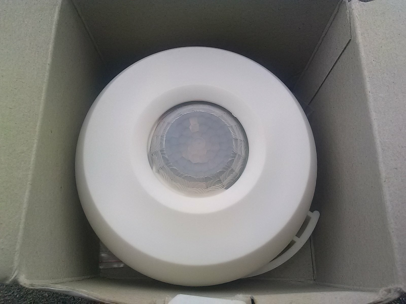 Détecteur de mouvement plafond 360 BASIC ESYLUX MD 360i/8 saillie blanc