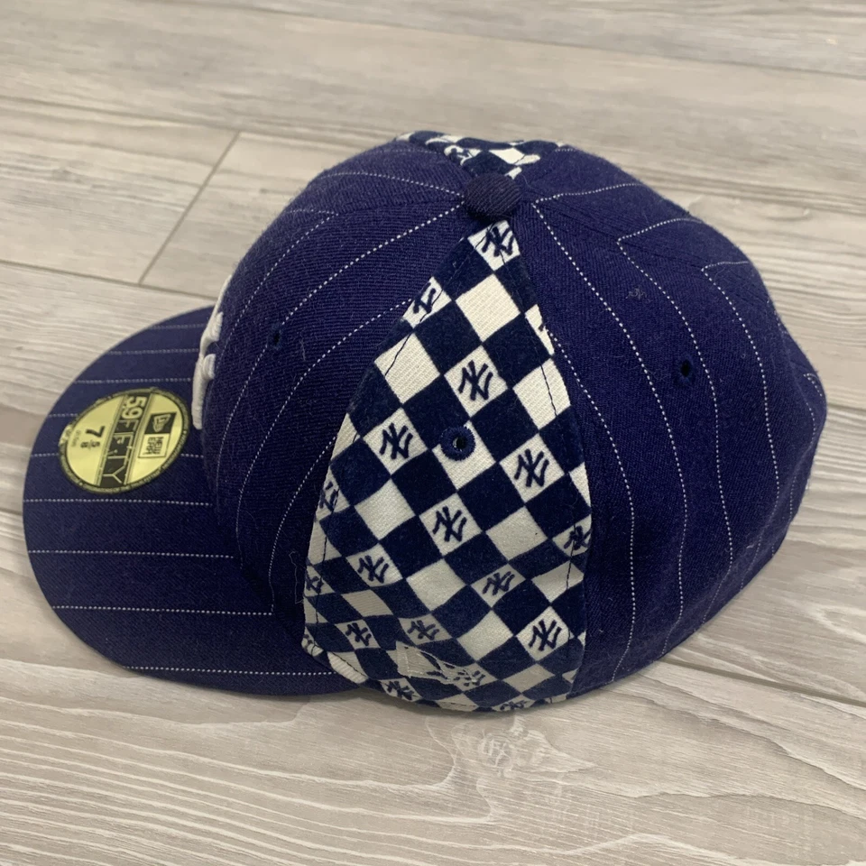 New York Yankees Vintage Y2K Blue Pin Striped New Era 59 FIFTY Hat (Size: 7 5/8) - Image 2 of 4