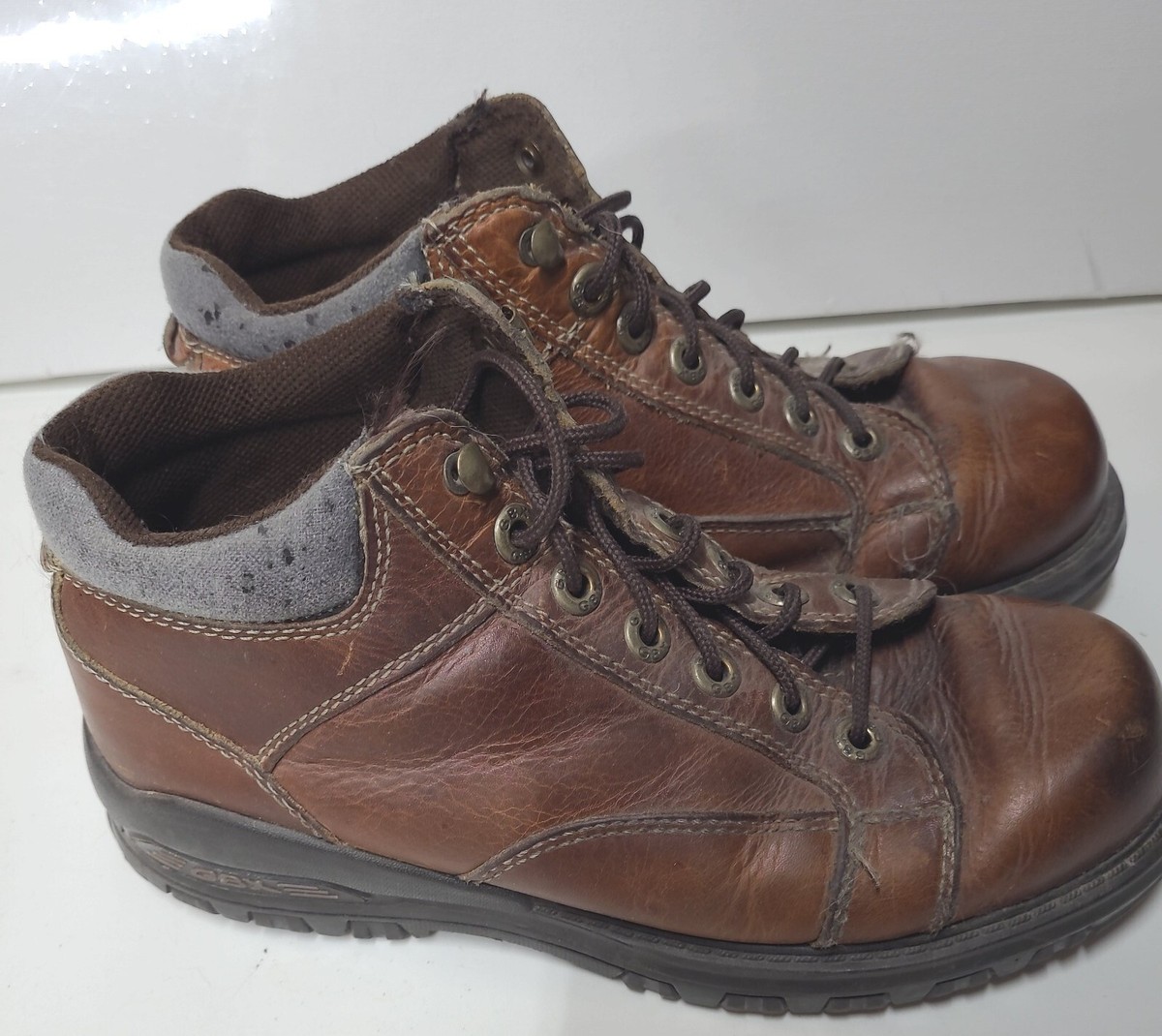 GBX Boots Brown Crestboot Leather Lace Up Hiking Chunky Y2K GBX Boots Brown Crestboot Leather Lace Up Hiking Chunky Y2K
