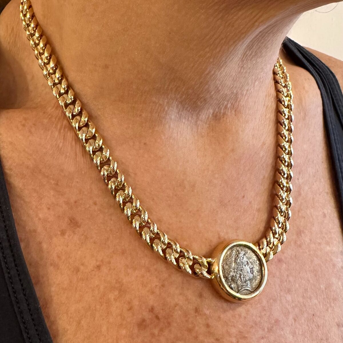 Rare! Bvlgari Bulgari 18k Yellow Gold Antique Coin Monete Rare! Bvlgari Bulgari 18k Yellow Gold Antique Coin Monete