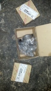 04 05 06 TOYOTA TUNDRA 25710-50022, 25720-50020, 25720-50011 Air Valve