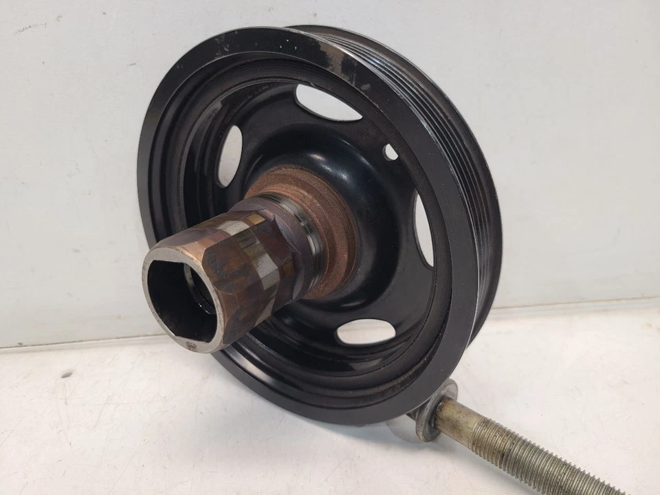 Balanceador armónico Buick Encore 2013-20 (1,4 L/VIN B) - 6 ranuras con perno Foto 4 de 4