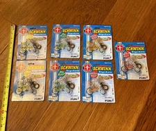 Schwinn Apple Orange Pea Krate NOS - Vintage 2000 Keychain Basic Fun - Lot of 7