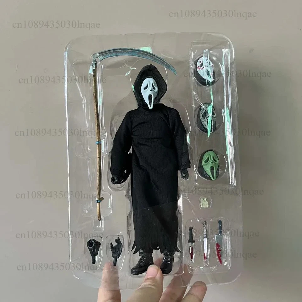 GHOSTFACE action figure NECA Halloween 2025 Scream Ghostface IDEA REGALO NATALE - Immagine 3 di 4