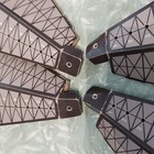Foto 12 di 24