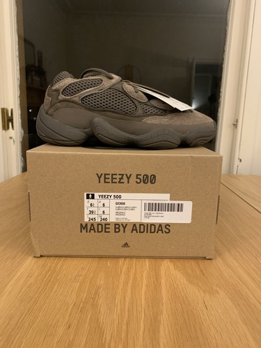 yeezy 500 39