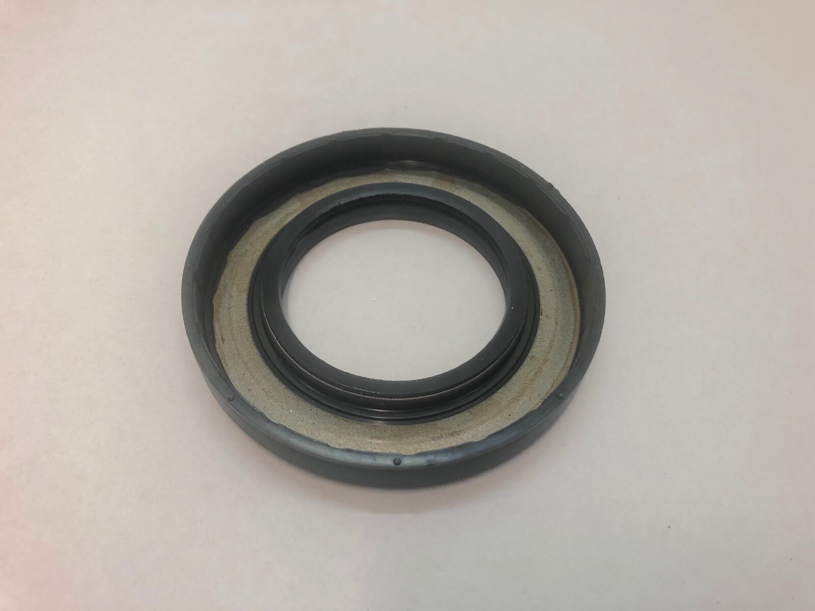 Bosch Washing Machine Drum Shaft Seal Spider WFMC8400UC/07 WFMC8400UC