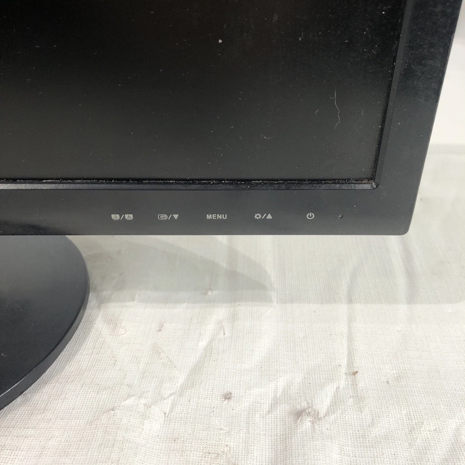 ASUS VS198D-P 19 Inch Screen LCD Monitor 1440 x 900 Resolution Smart-Tested - Image 2 of 4