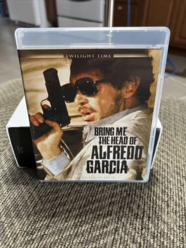 Bring Me the Head of Alfredo Garcia (Twilight Time) Limited Edition Blu-Ray OOP - Picture 1 of 3
