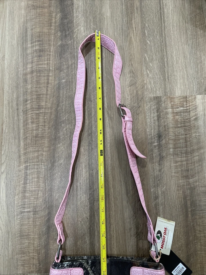 Nuevo con etiquetas Bolso Bandolera Mossy Oak Emperia Outfitters Camuflaje con Acentos Rosa Foto 4 de 4